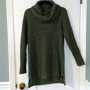 a. new. day. green cowl neck long sleeve knit tunic sweater size Medium